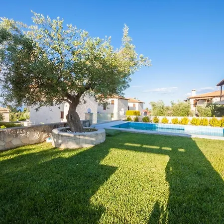 Paradise With Private Pool Villa Kriopigi